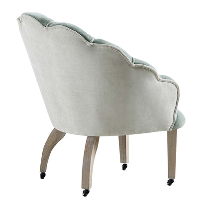 Chaise à palourdes festonnée Barnard, chenille vert sauge