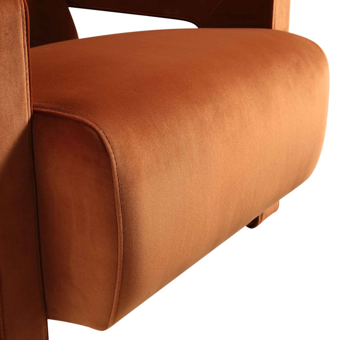 Fauteuil sculptural Brompton, velours rouille