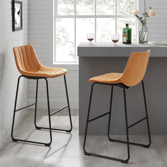 Ensemble de 2 tabourets de bar à dossier cannelé Sutton (velours moutarde)