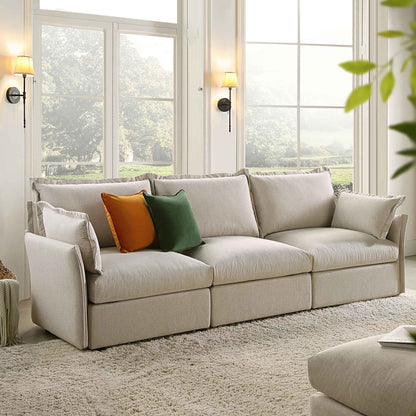 Canapé sectionnel Byron Pillow Edge en tissu beige, 3 places