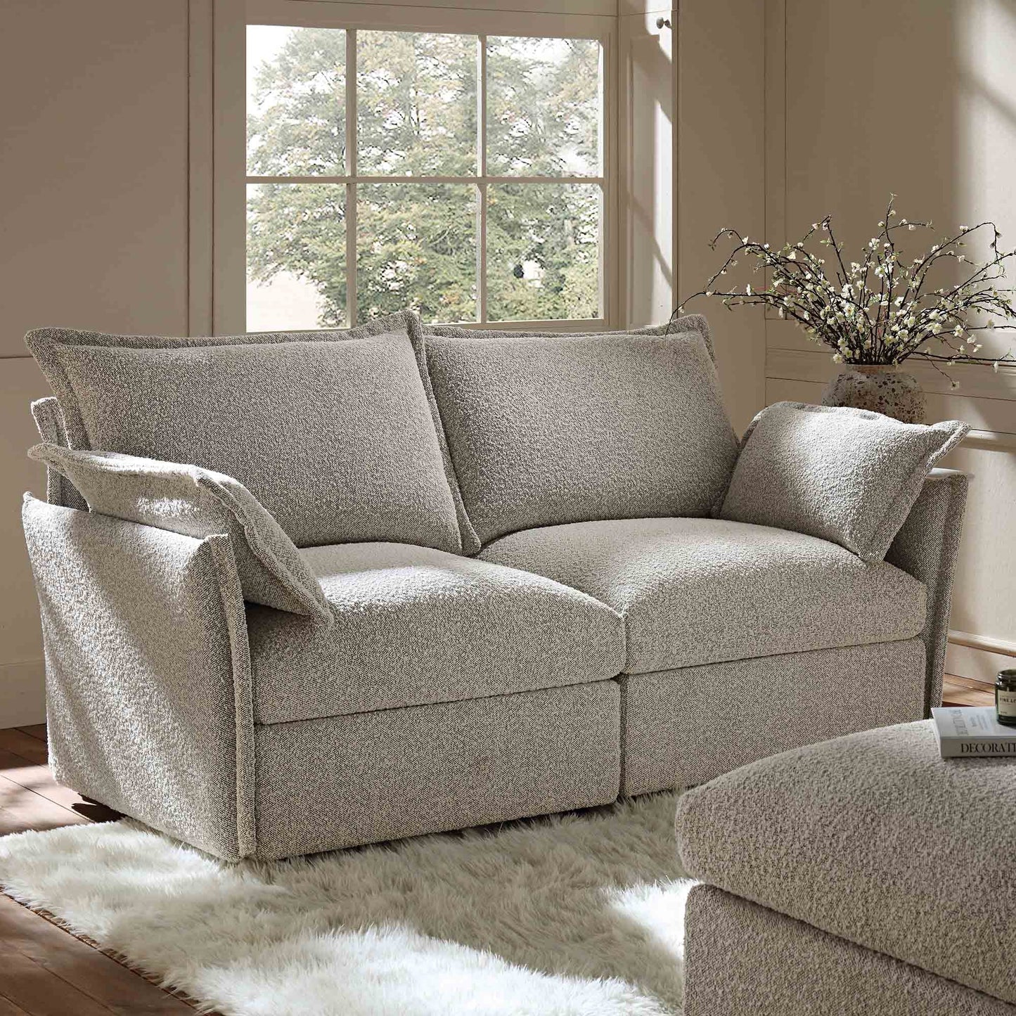Canapé sectionnel Byron Pillow Edge Mist Grey Boucle, 2 places