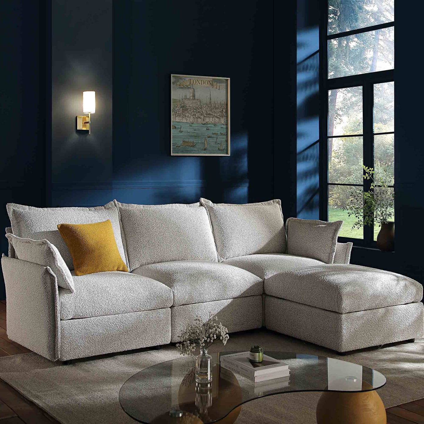 Canapé sectionnel Byron Pillow Edge Mist Grey Boucle, méridienne 3 places
