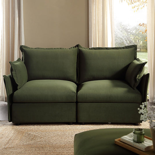 Canapé sectionnel Byron Pillow Edge en velours vert mousse, 2 places