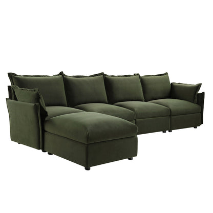 Canapé sectionnel Byron Pillow Edge en velours vert mousse, méridienne 4 places