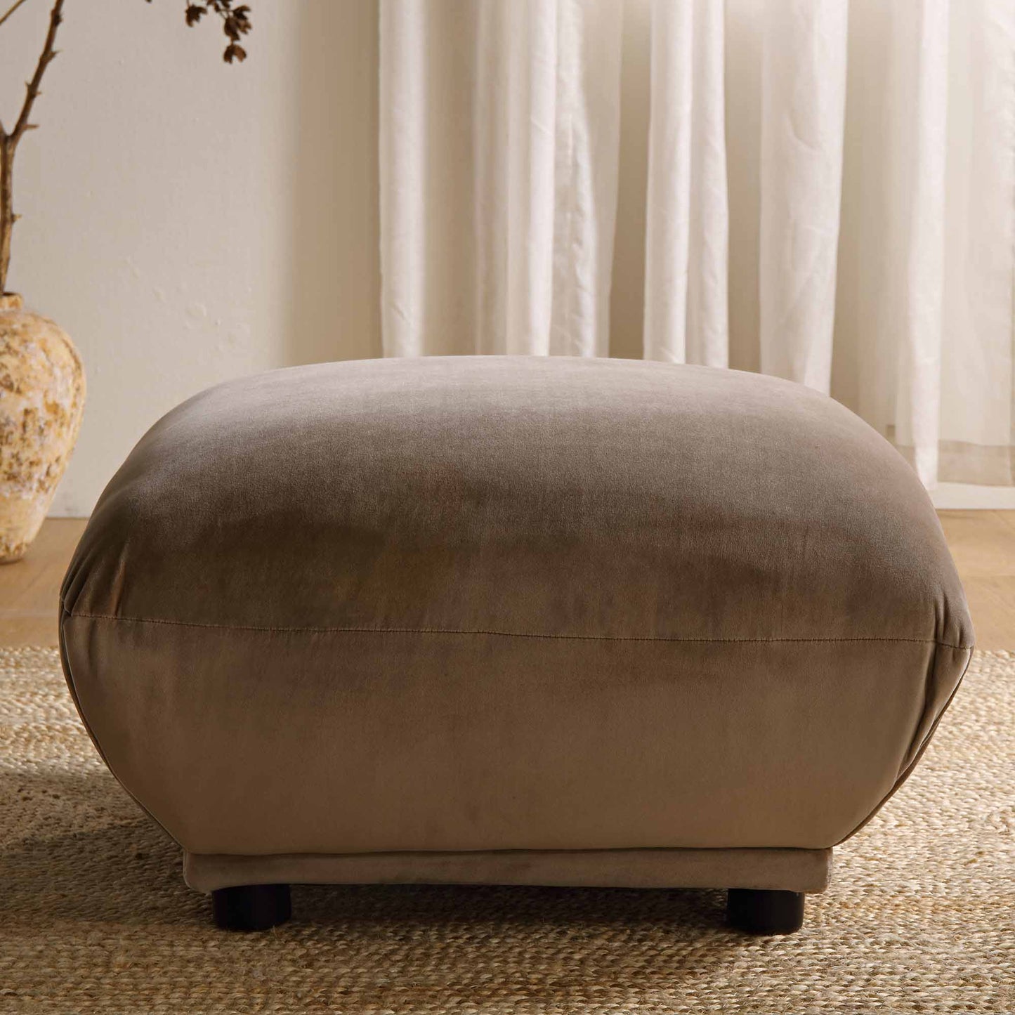 Pouf Gianni, velours de vison