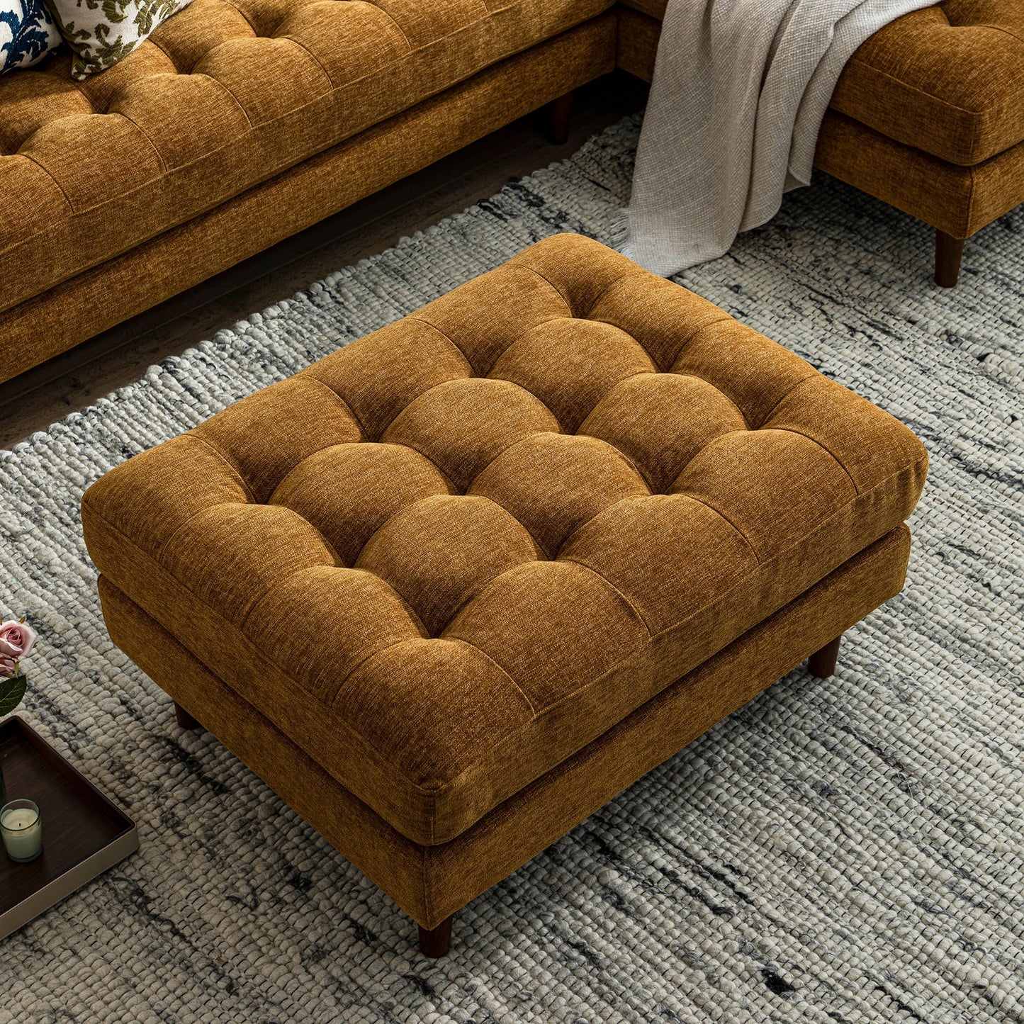 Henrietta Ottoman, Chenille au miel épicé