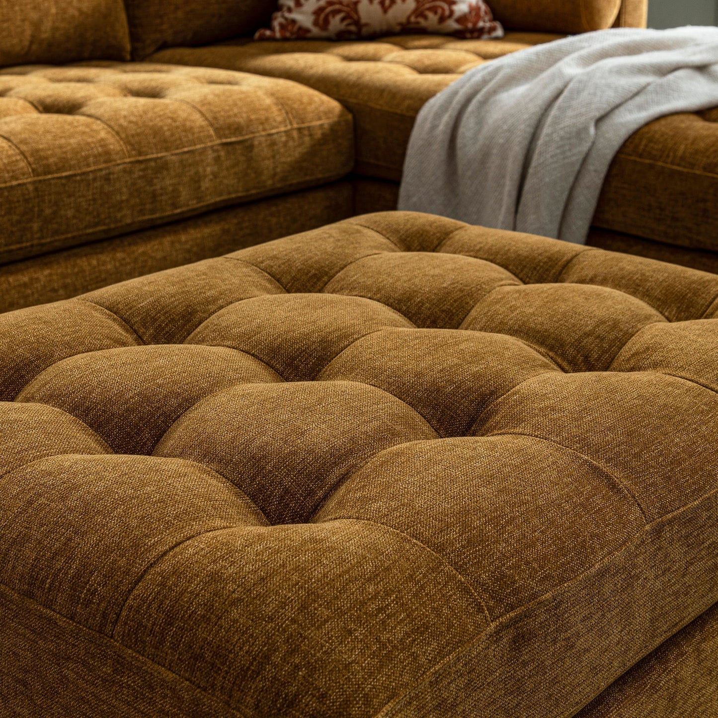 Henrietta Ottoman, Chenille au miel épicé