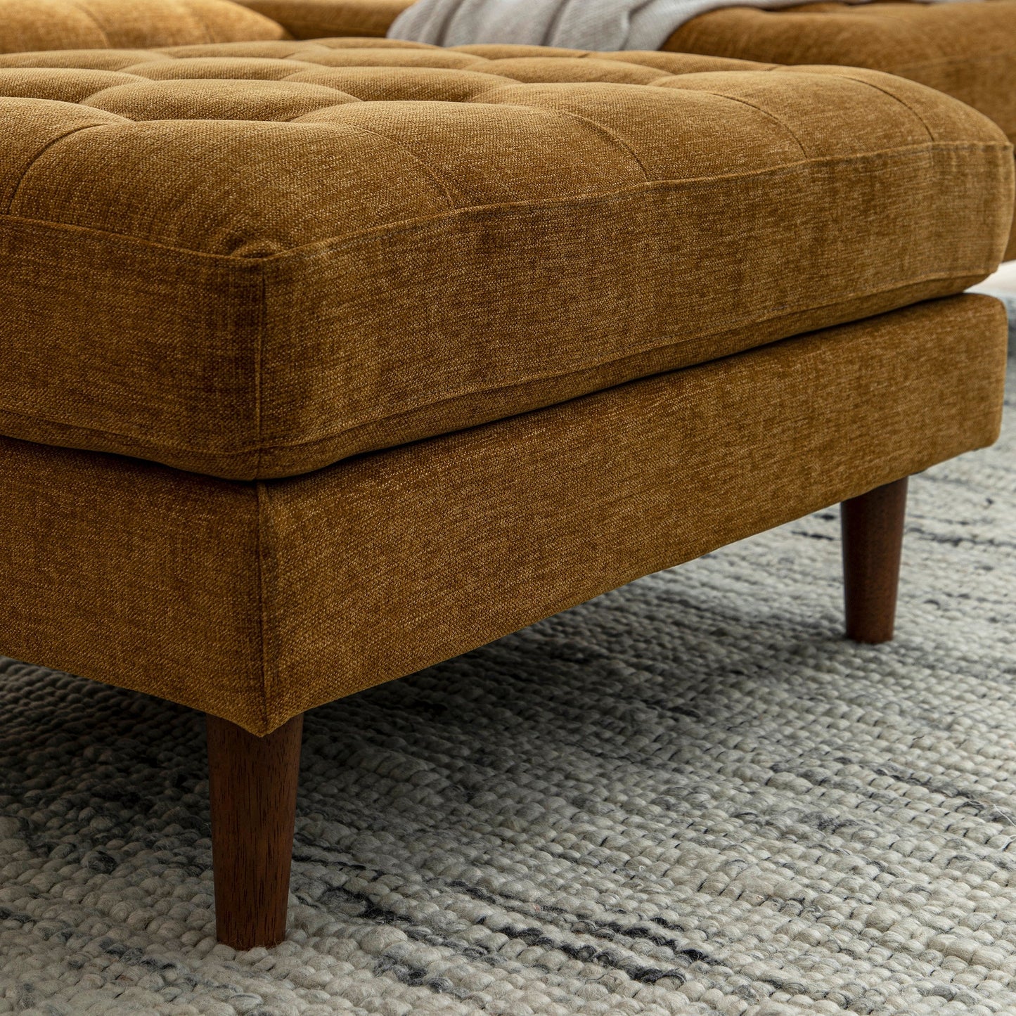 Henrietta Ottoman, Chenille au miel épicé