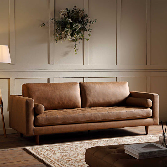Grand canapé 3 places Henrietta, simili-daim beige