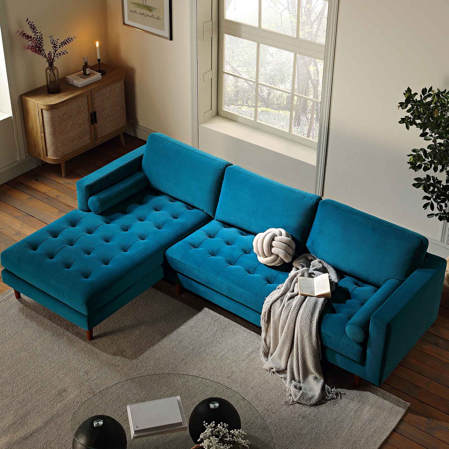 Grand canapé méridienne 4 places Henrietta en velours bleu sarcelle, orienté à gauche