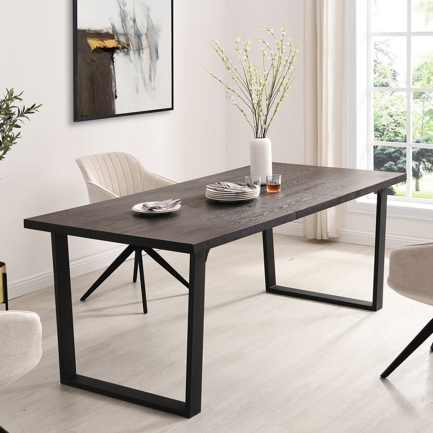 Table à manger extensible BERN 6-8 places en chêne foncé avec pieds en métal