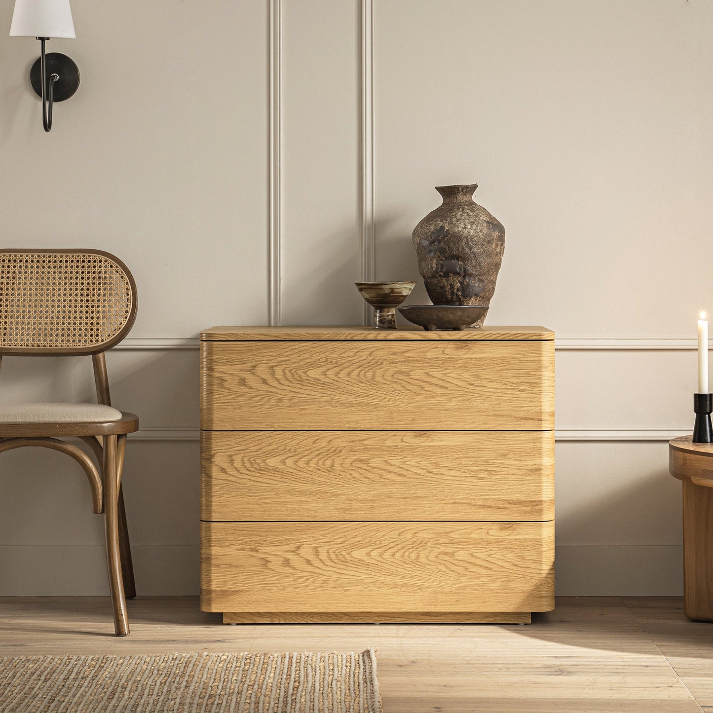 Commode 3 tiroirs à bords incurvés Agnes, naturel