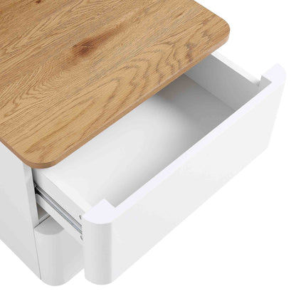 Table de chevet Agnes à 2 tiroirs et bords incurvés, blanc cassé avec plateau en chêne