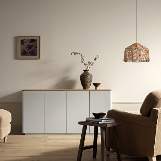Buffet Agnes à bords incurvés, 59 po de large, gris tourterelle, plateau en chêne