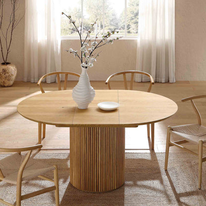 Table à manger ronde extensible Maru 4 à 6 places avec piédestal en chêne