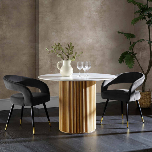 Table à manger ronde Maru avec plateau en céramique et piédestal en chêne