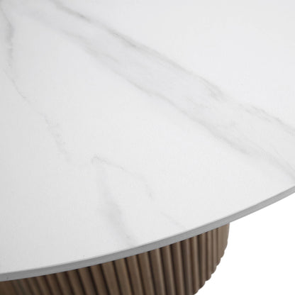 Table à manger ronde Maru avec plateau en céramique et piédestal en chêne argenté