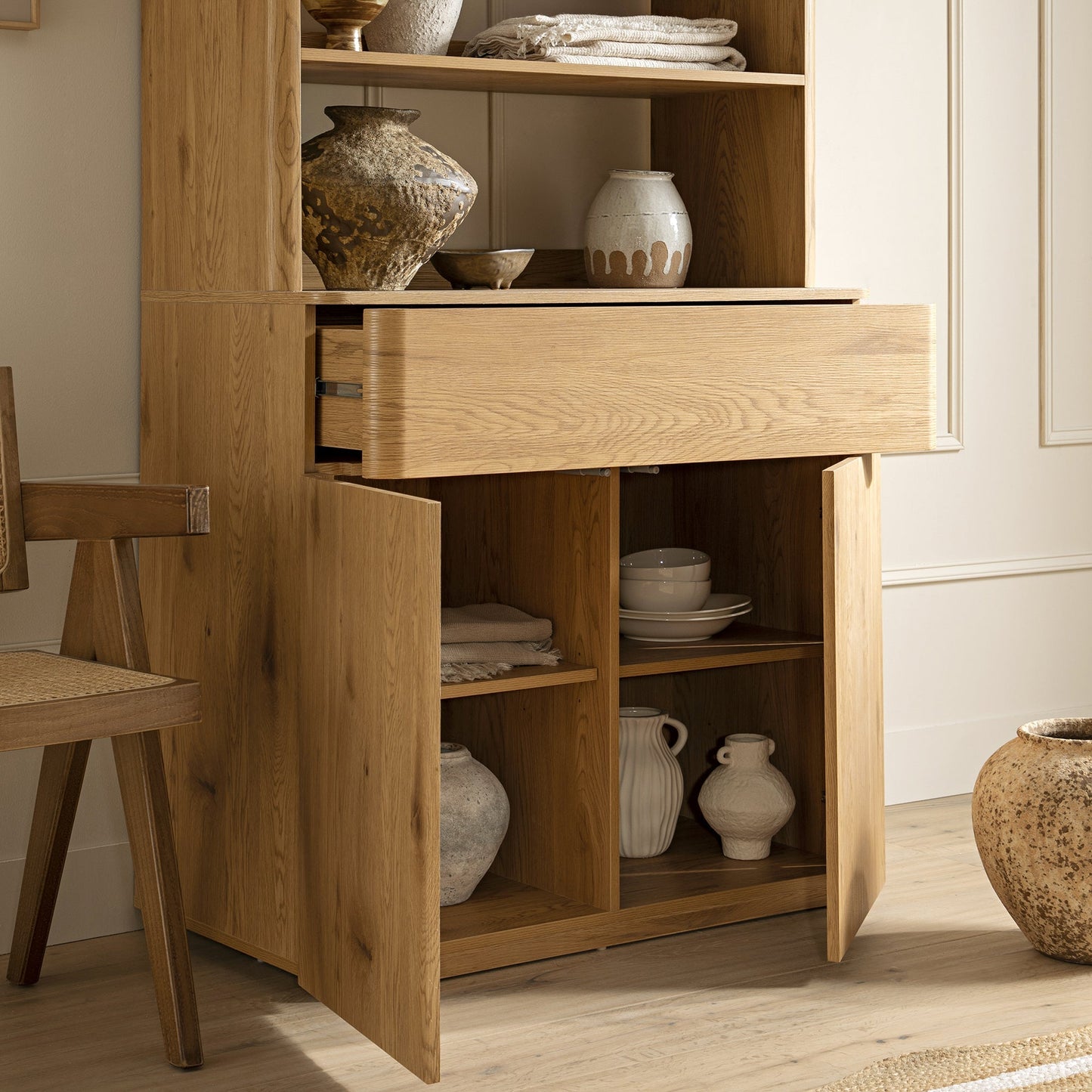 Commode à bords incurvés Agnes, naturelle