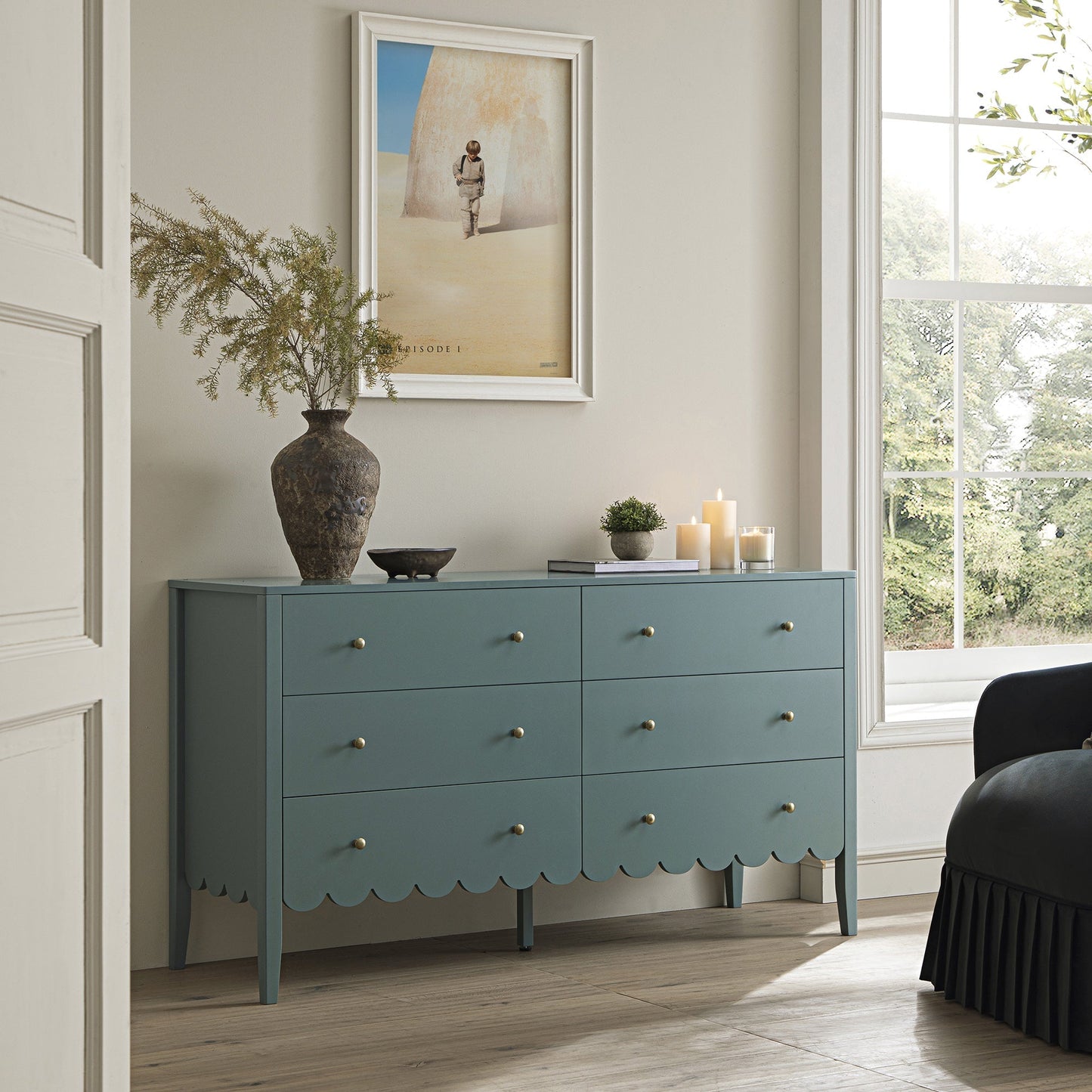 Commode large Henley à 6 tiroirs et bords festonnés, épicéa bleu