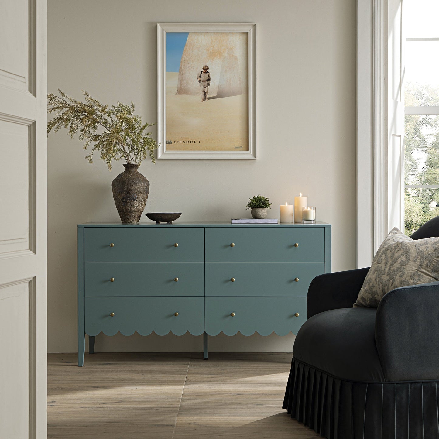 Commode large Henley à 6 tiroirs et bords festonnés, épicéa bleu