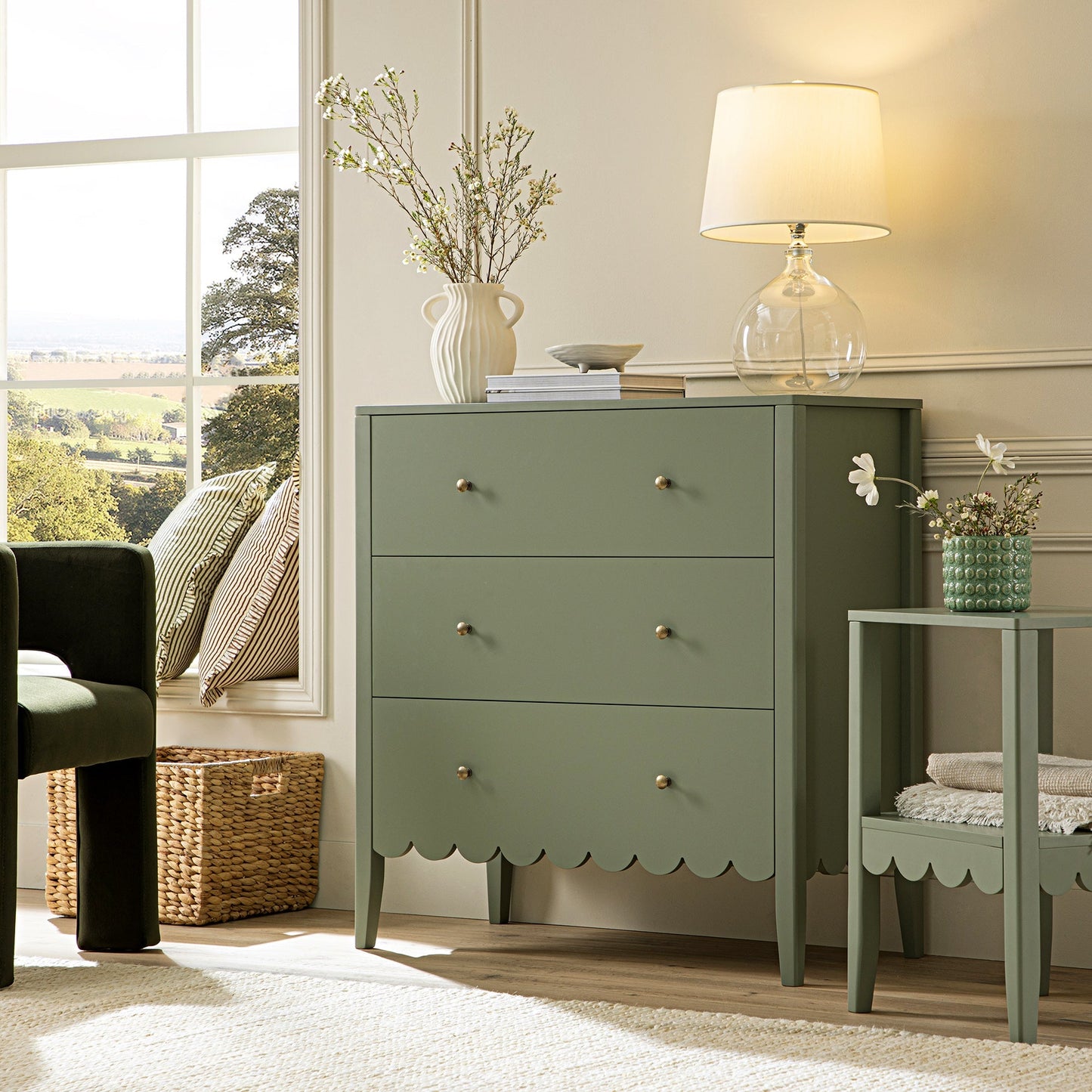 Commode 3 tiroirs Henley à bords festonnés, vert sauge