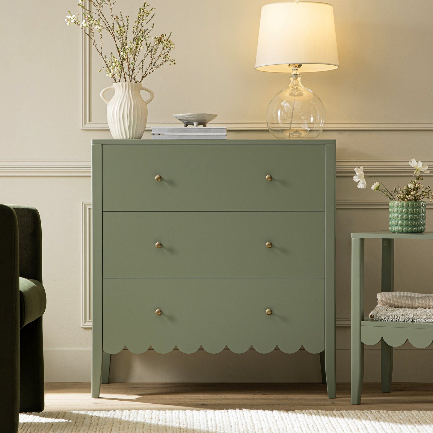 Commode 3 tiroirs Henley à bords festonnés, vert sauge