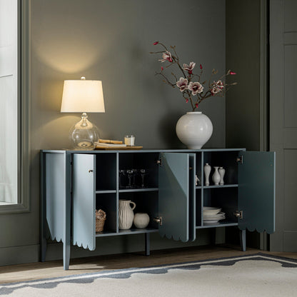 Buffet Henley à bords festonnés de 59 po de large, épicéa bleu