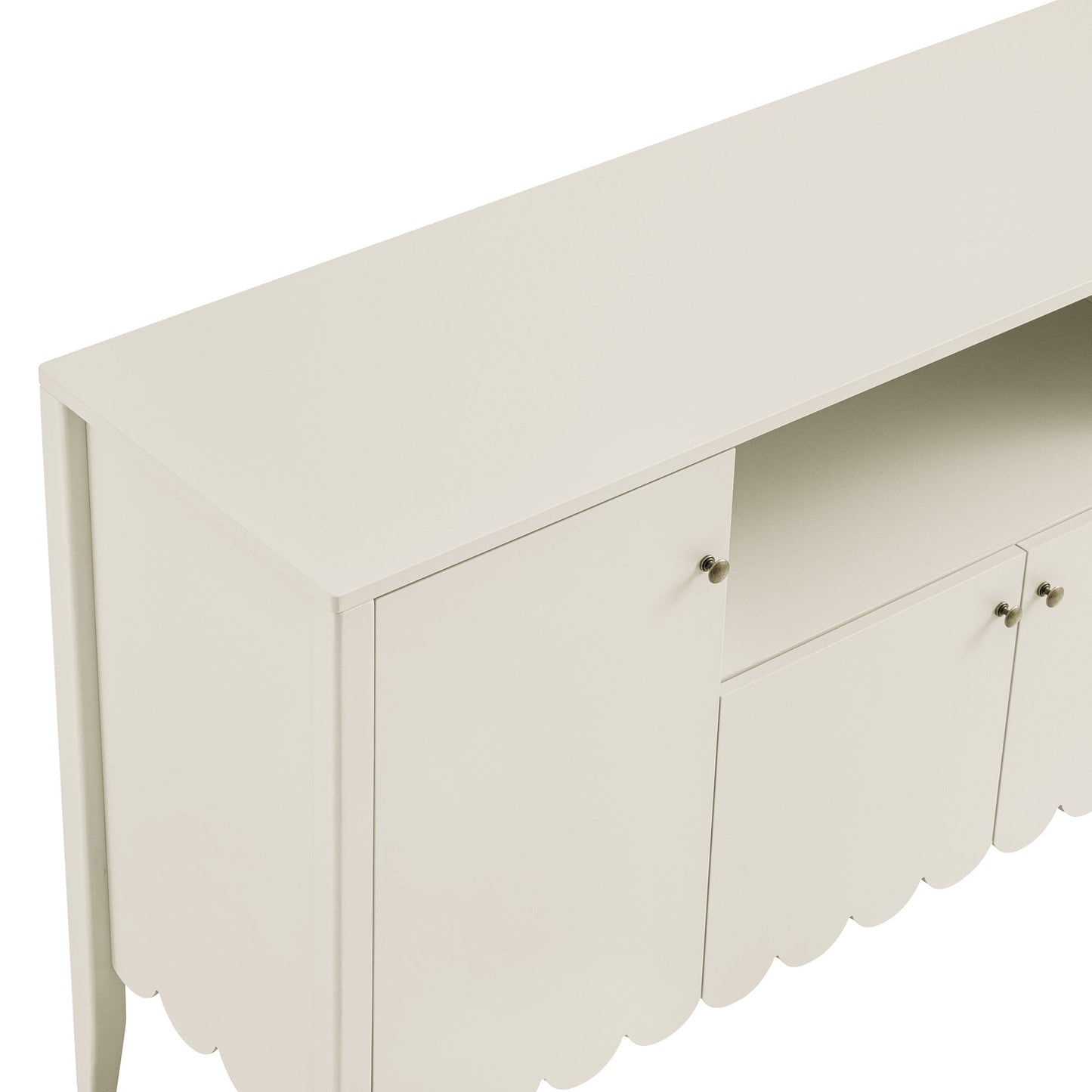 Buffet Henley à bords festonnés de 140 cm de large avec étagère ouverte, couleur sable clair