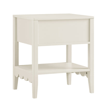Table de chevet Henley à bords festonnés avec tiroir, sable clair