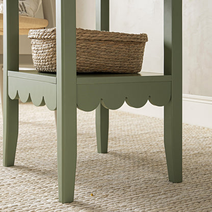 Table d'appoint à bords festonnés Henley, vert sauge