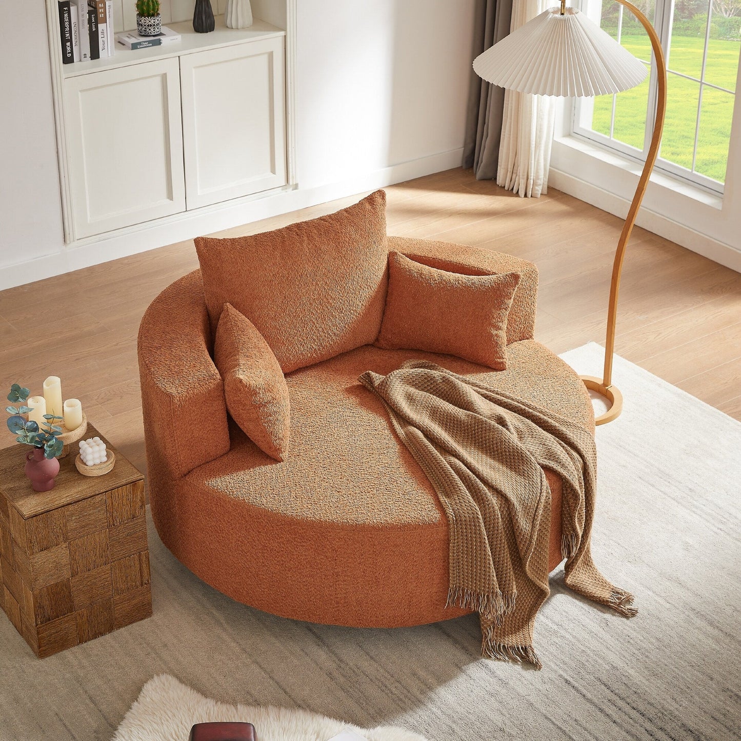 Fauteuil lounge rond en chenille, avec accoudoirs et base pivotante à 360° et 3 coussins amovibles