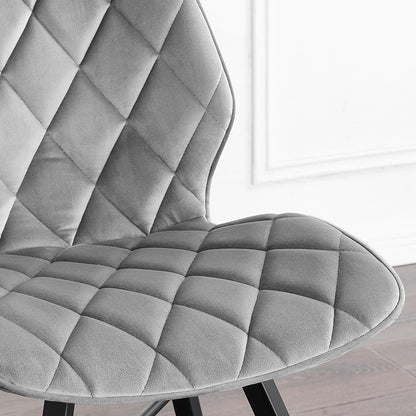 Lot de 2 chaises de salle à manger Ampney en velours gris clair avec pieds en métal et motif diamant