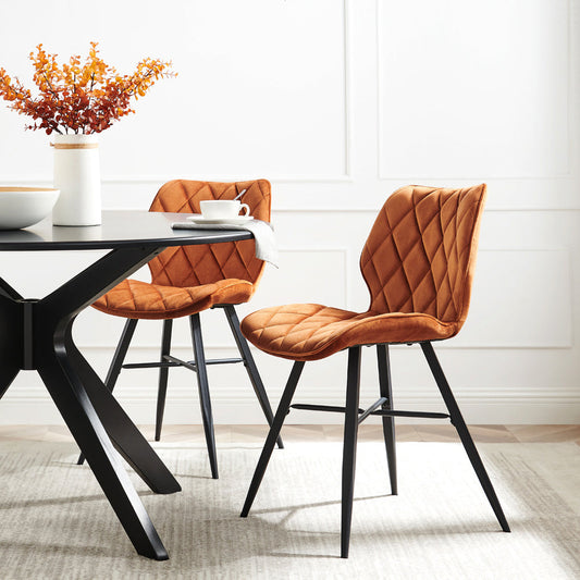 Lot de 2 chaises de salle à manger Ampney en velours orange avec coutures en diamant et pieds en métal