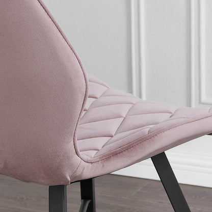 Lot de 2 chaises de salle à manger Ampney en velours à motif diamant avec pieds en métal (velours rose poudré)