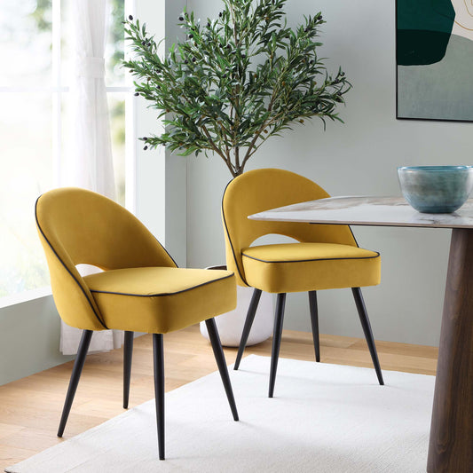 Ensemble de 2 chaises de salle à manger Oakley en velours jaune moutarde avec passepoil