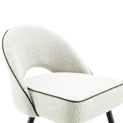 Ensemble de 2 chaises de salle à manger Oakley blanches rembourrées avec passepoil