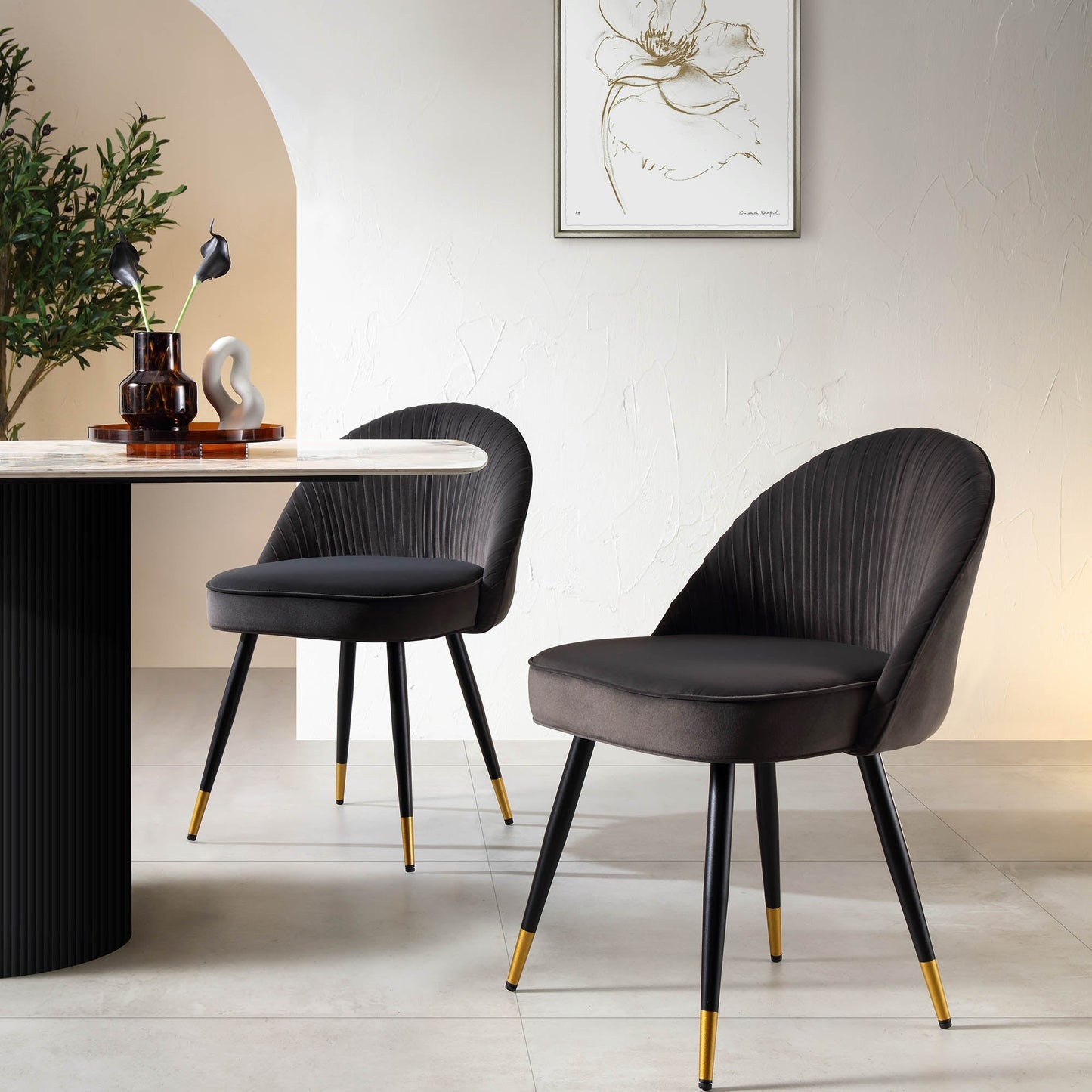 Lot de 2 chaises de salle à manger rembourrées en velours anthracite plissé Miyae