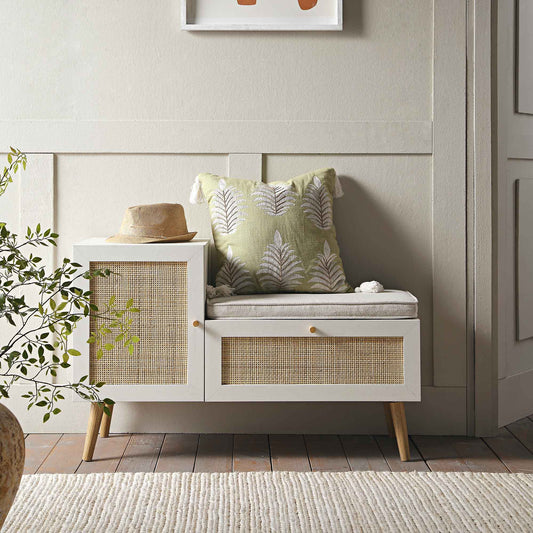 Banc de rangement en rotin tressé Frances avec coussin, blanc