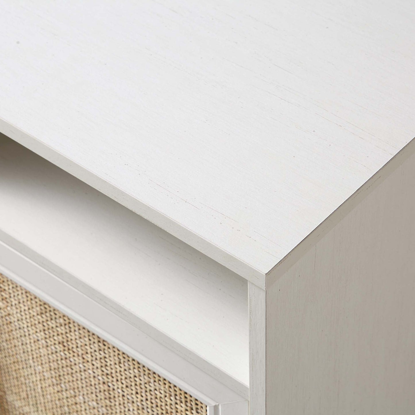 Table de chevet 1 porte en rotin tressé Frances, blanc
