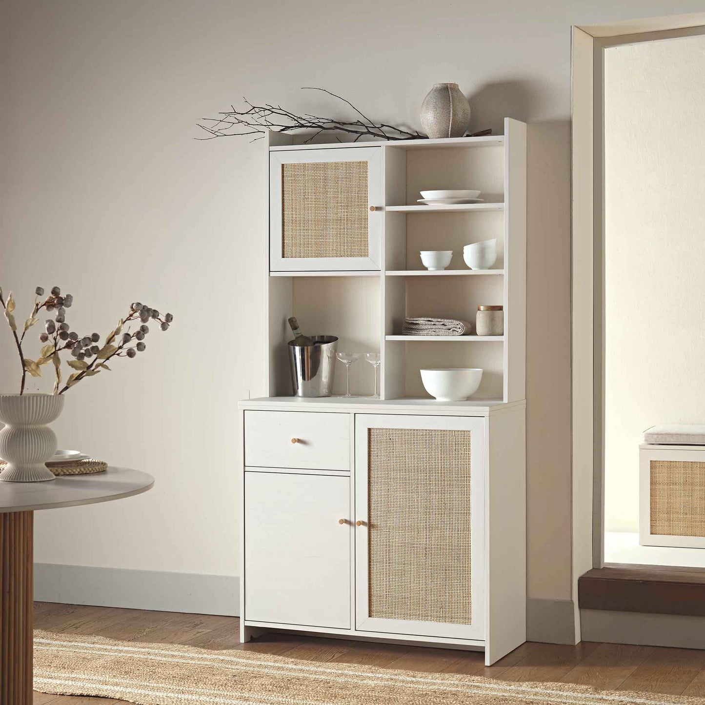 Armoire de rangement en rotin tressé Frances, blanche