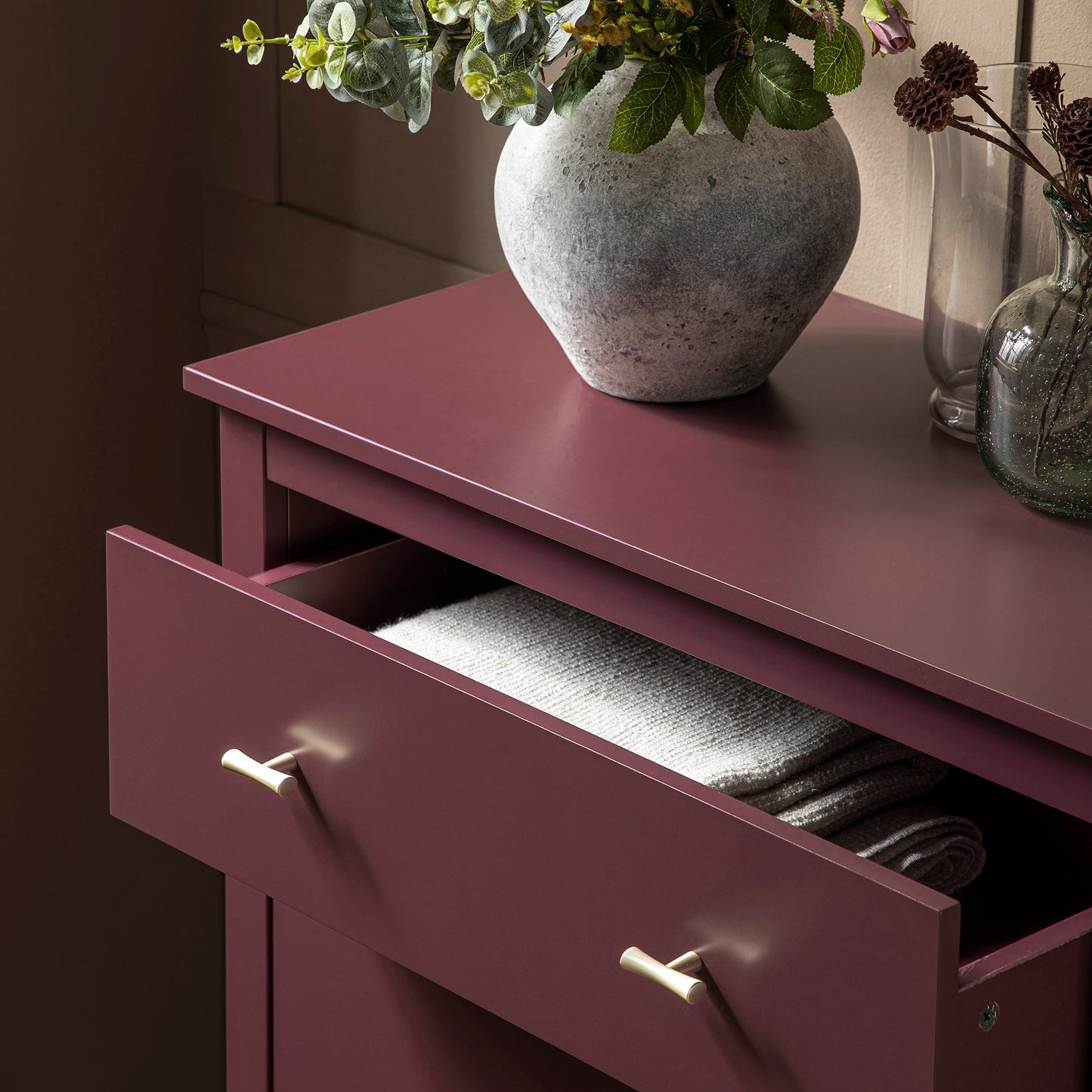 Petit buffet Oakham avec tiroir, merisier sauvage