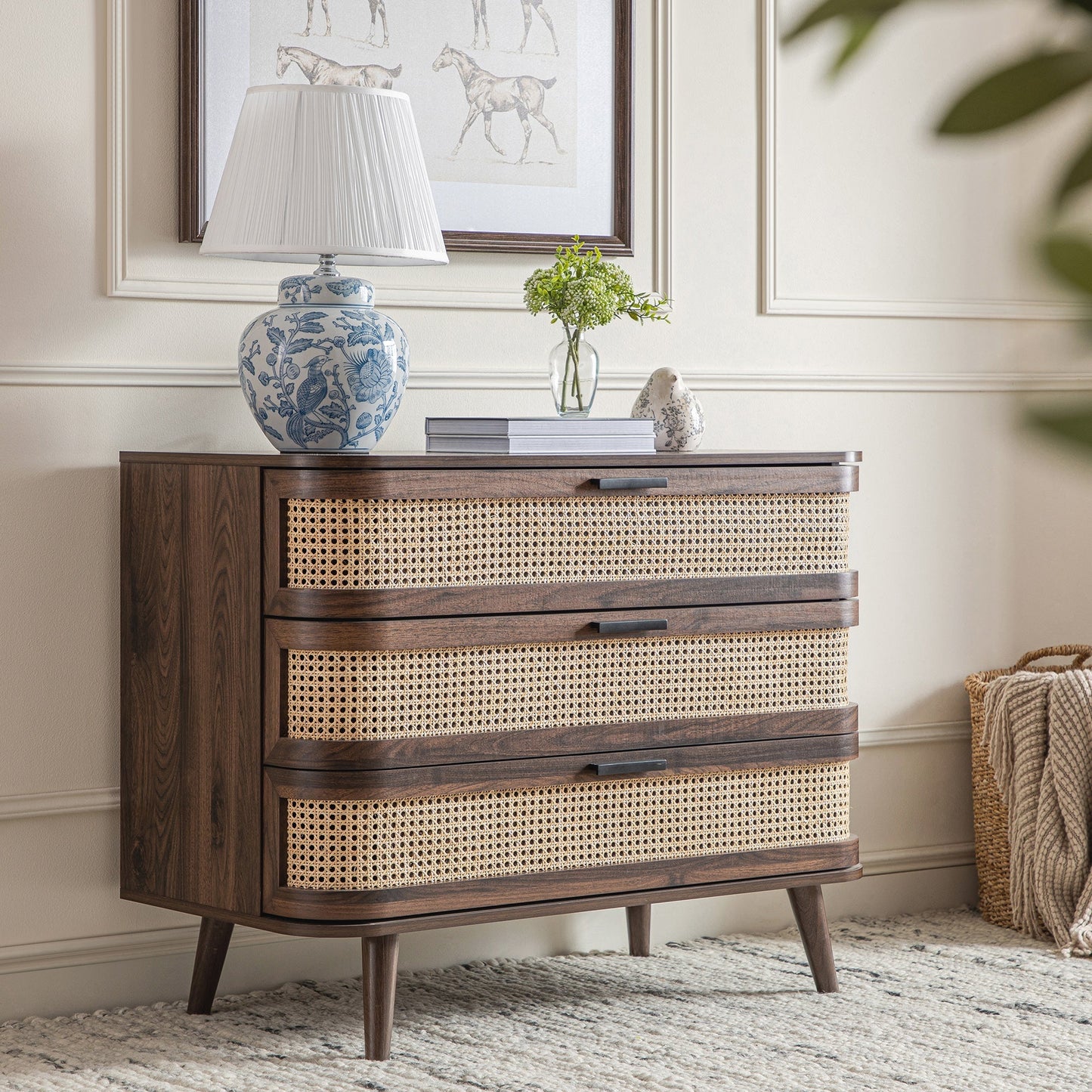 Commode 3 tiroirs en rotin courbé Izzy, noyer