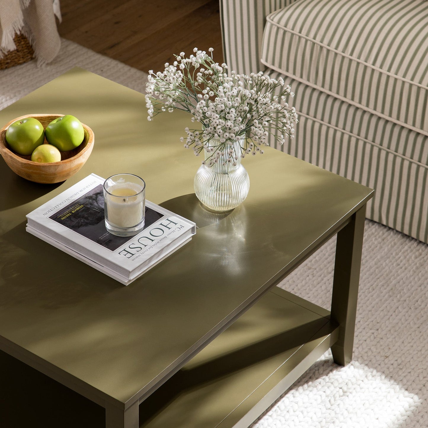 Table basse carrée Oakham 32, Olive Grove