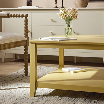 Table basse carrée Oakham 32 pouces, rotin jaune