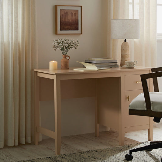 Bureau Oakham, rose nude
