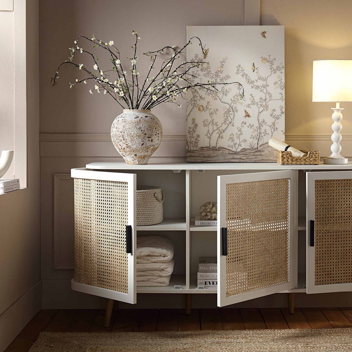 Grand buffet 3 portes en rotin courbé Izzy, blanc