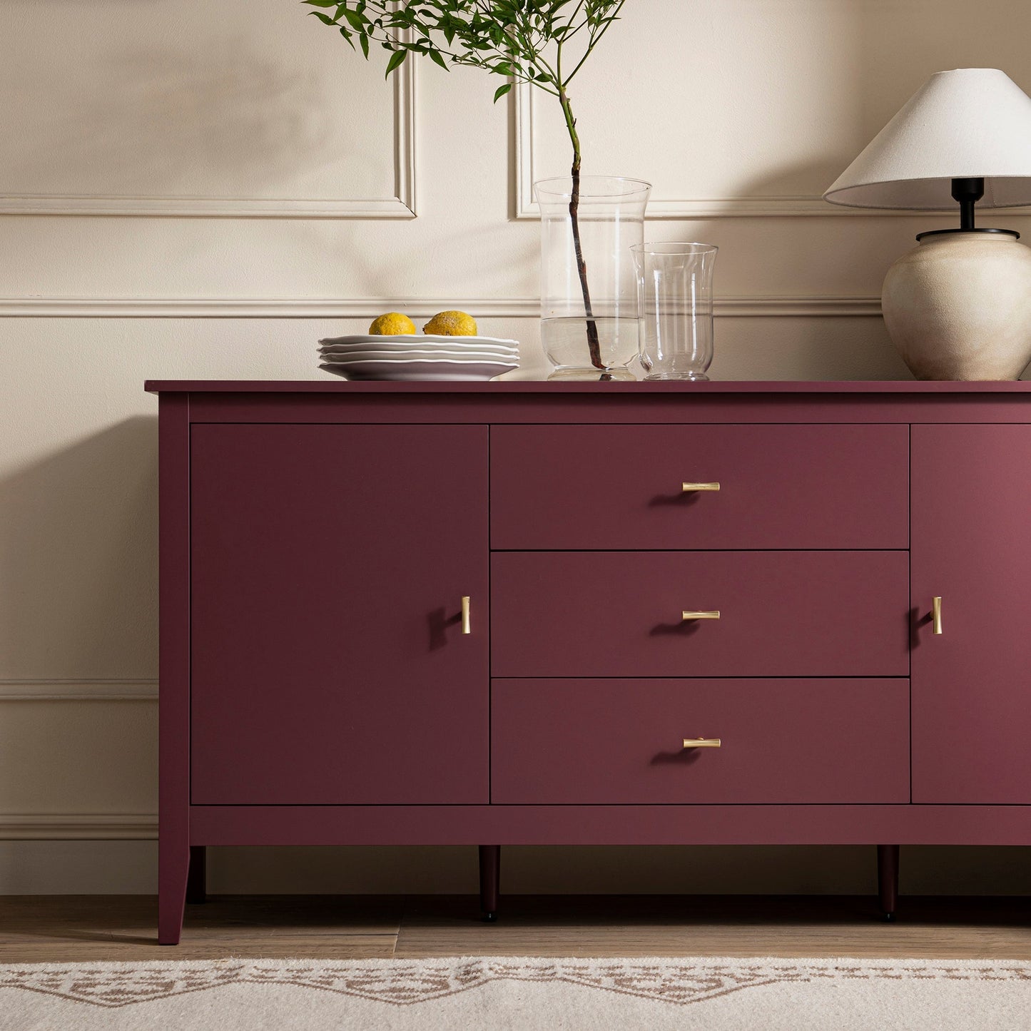 Buffet large Oakham avec tiroirs, cerisier sauvage