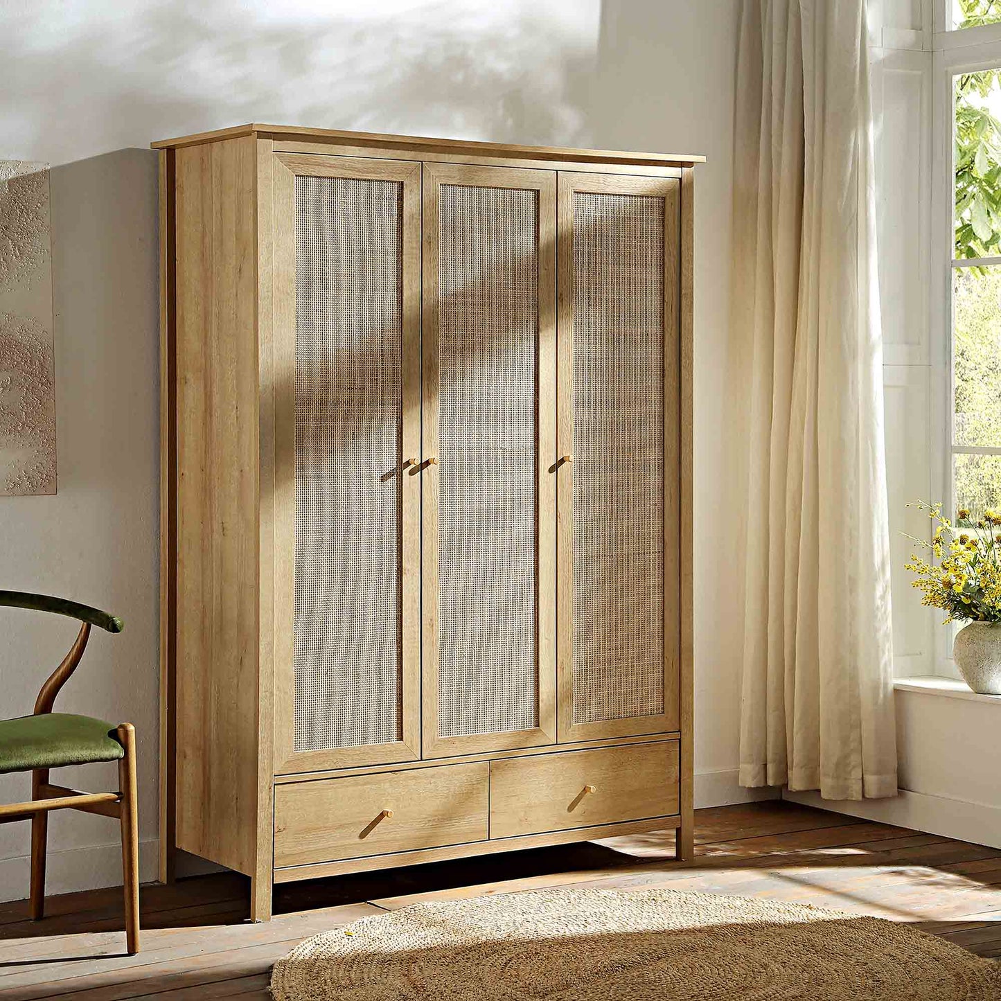 Armoire triple en rotin Frances avec 2 tiroirs, naturel