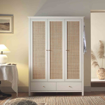 Armoire triple en rotin Frances avec 2 tiroirs, blanche