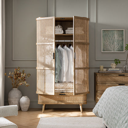 Armoire double courbée en rotin Izzy, naturel